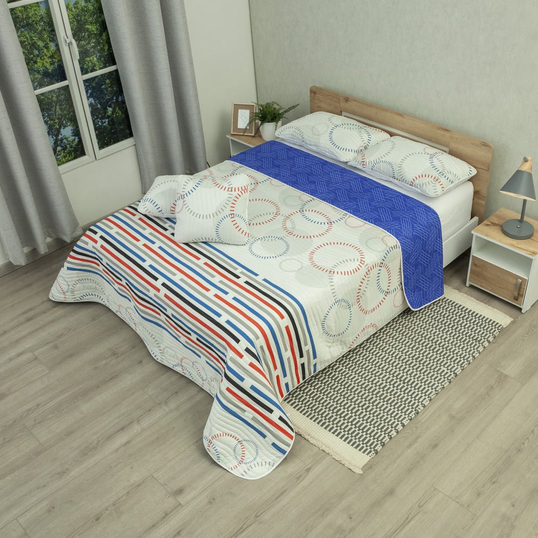 Cubrelecho City Code Blanco y Azul para Cama King 200 X 200 Cm Prensado de Lineas Y Circulos - TENDIDOS Y CUBRELECHOS | Bylmo