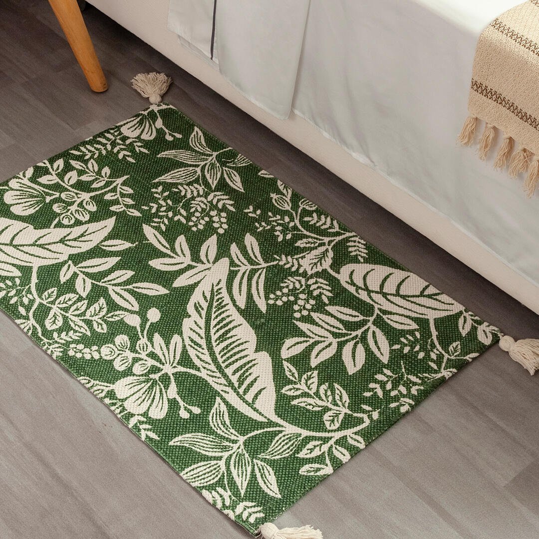 Tapete Verde Oscuro y Blanco 60x91cm para Dormitorio de Lineas - TAPETES Y ALFOMBRAS | Bylmo