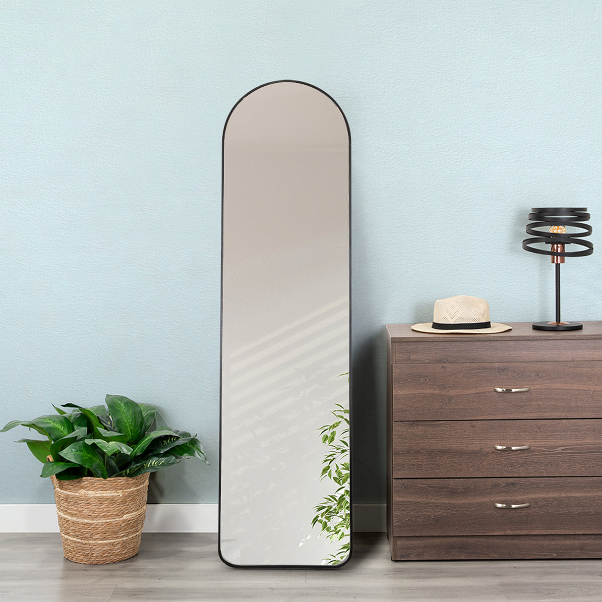 Espejo de Piso Liverpool Negro 45x170cm Rectangular con Marco Metálico - ESPEJOS DE PARED | Bylmo