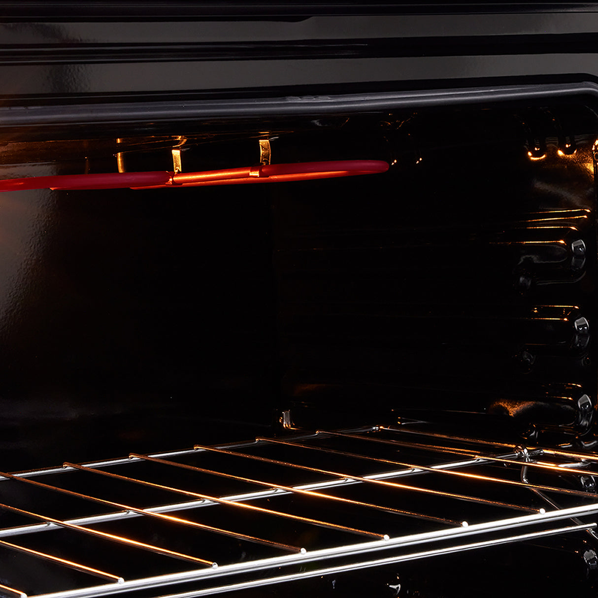 Estufa Haceb Negro 65.5x98.5cm Para Gas Propano con Cuatro Quemadores y con Horno - ESTUFAS | Bylmo