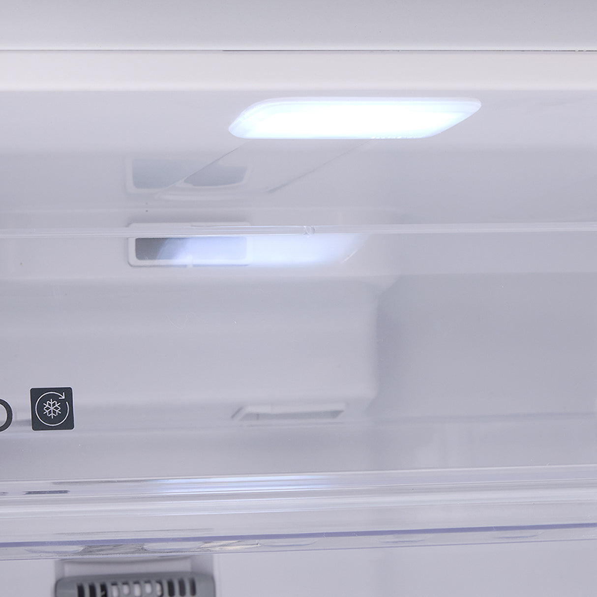 Nevera Haceb Inverter Negro Cósmico 65x150.5cm No Frost de 226 Litros con Dispensador de Agua y con Pantalla Digital - NEVERAS | Bylmo