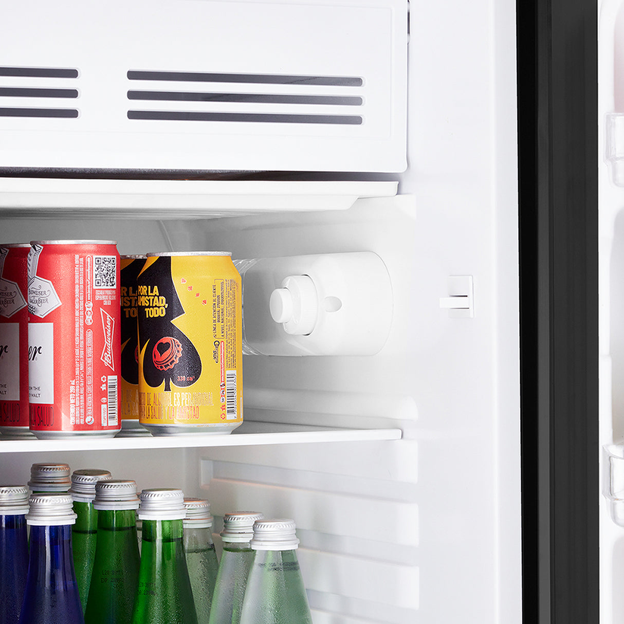Mini Bar No Frost Haceb Negro 49.3x84.2cm de 122 Litros - MINIBAR | Bylmo