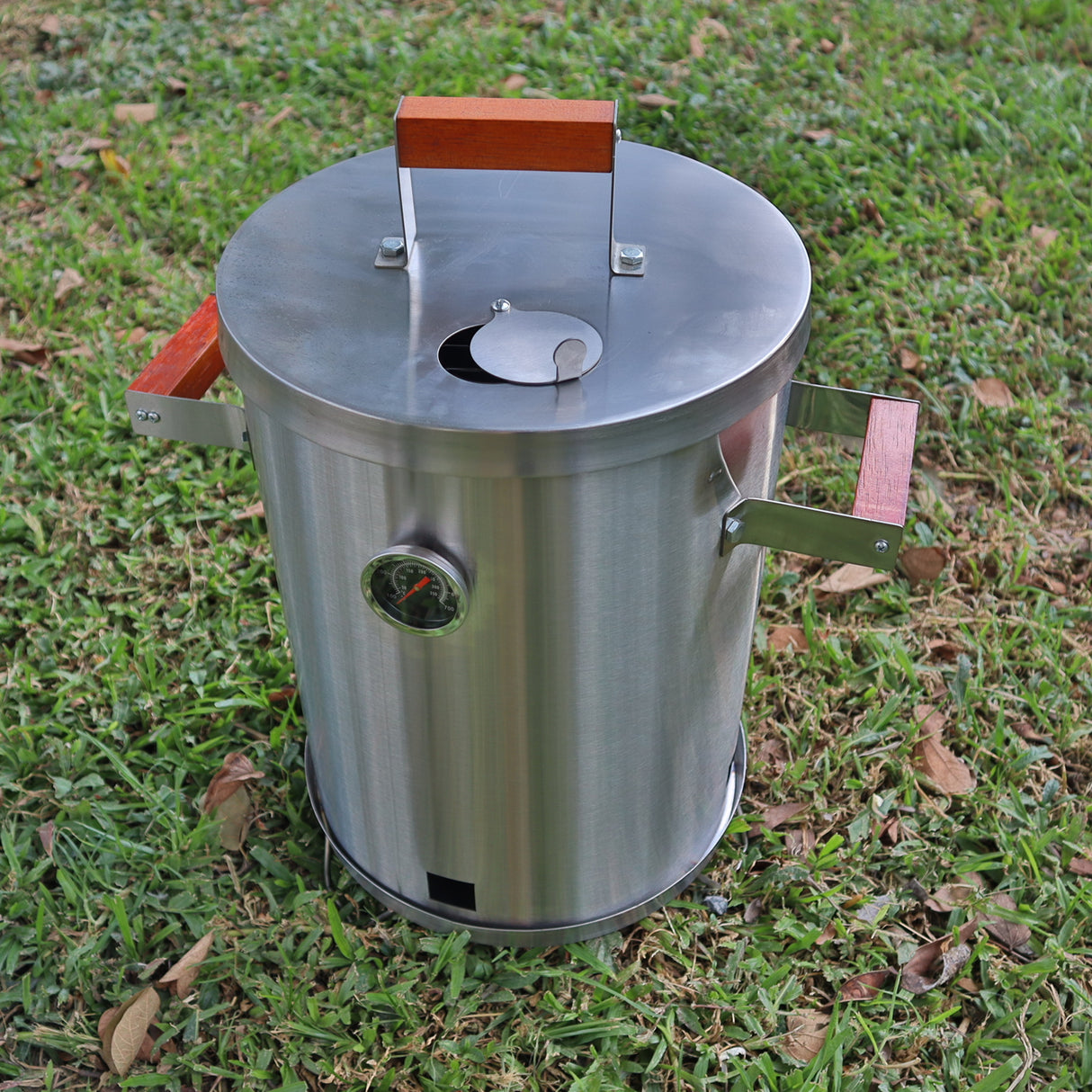 Barril Asador Mini Plateado 30x54cm de 8 Libras con Termómetro y Control de Ventilación