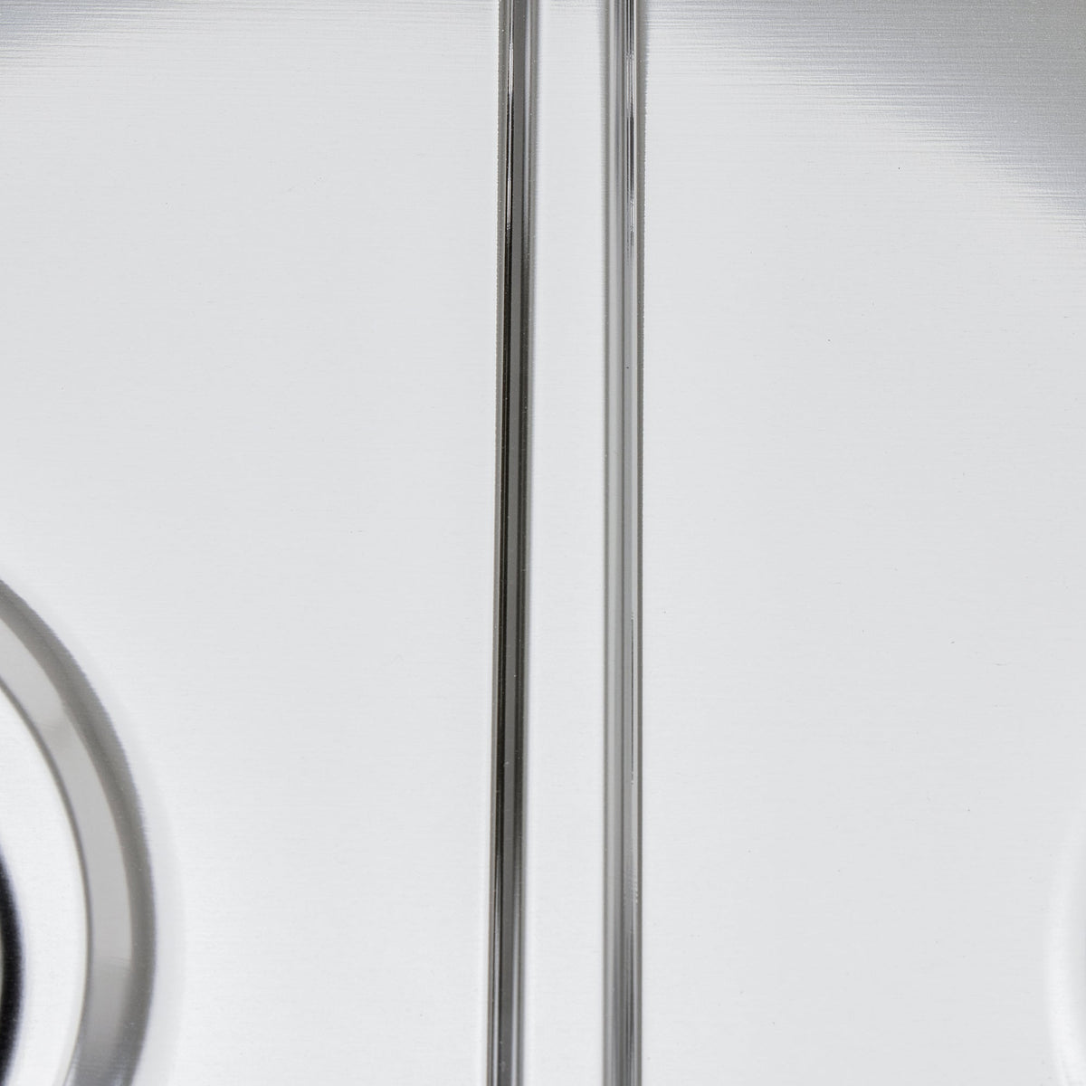 Estufa de Empotrar Haceb Alambrón Inox 60x43cm 110 Voltios para Gas Natural con Cuatro Quemadores