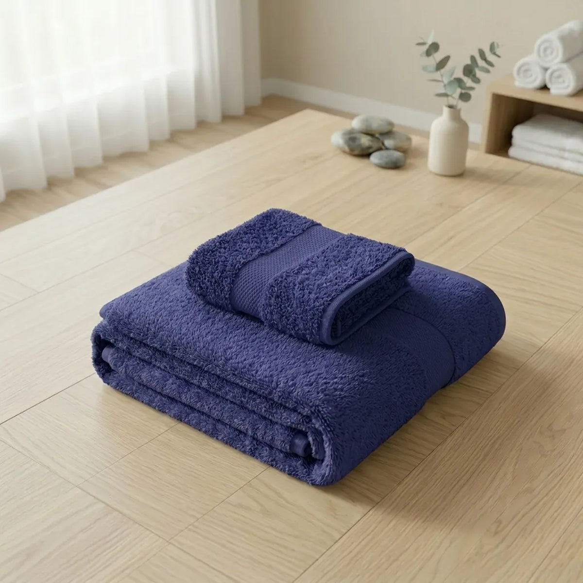 Toalla de manos azul violeta en algodón 100 50x100 cm 400 gsm