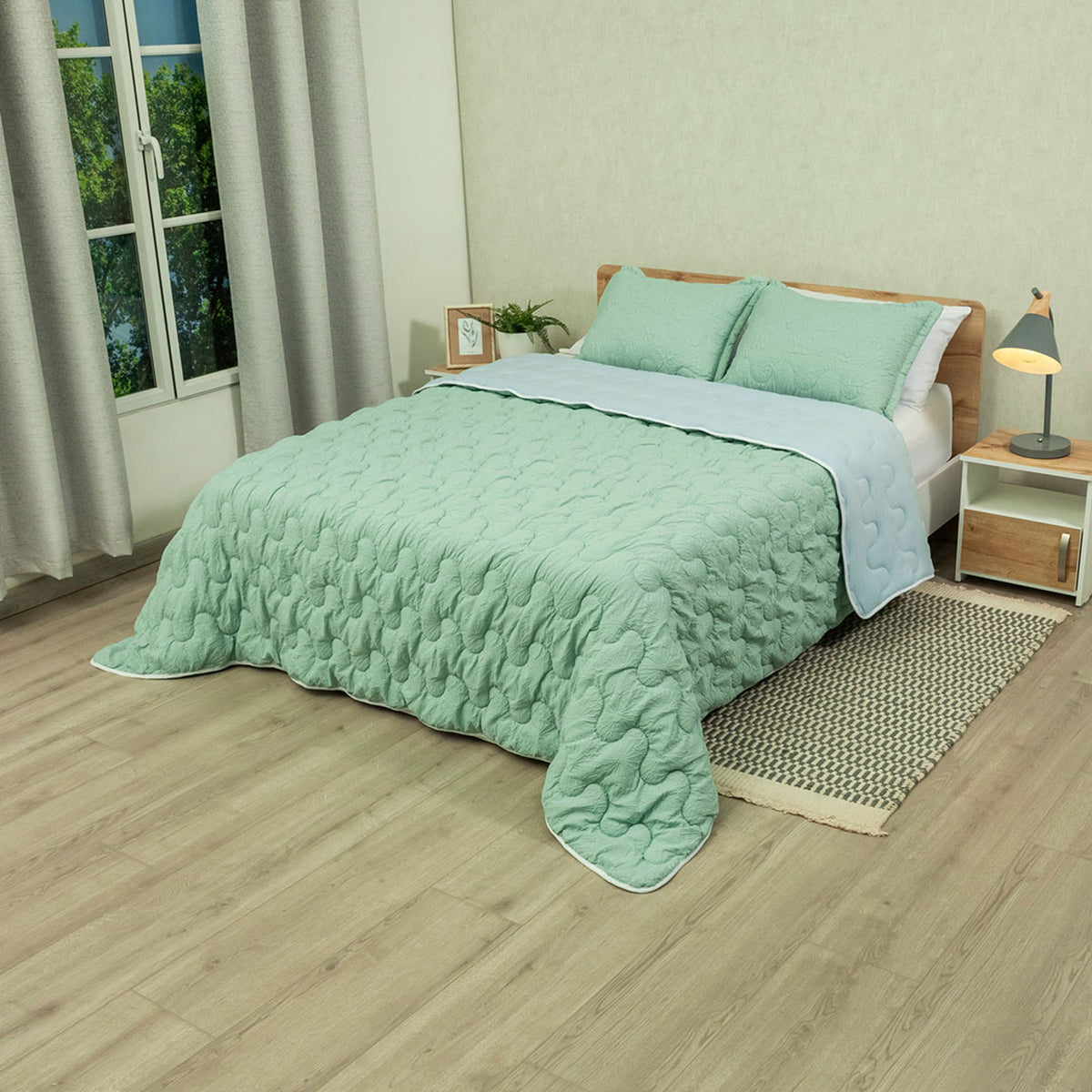 Cubrelecho king Flora verde y azul superacolchado en microfibra 200x200 cm