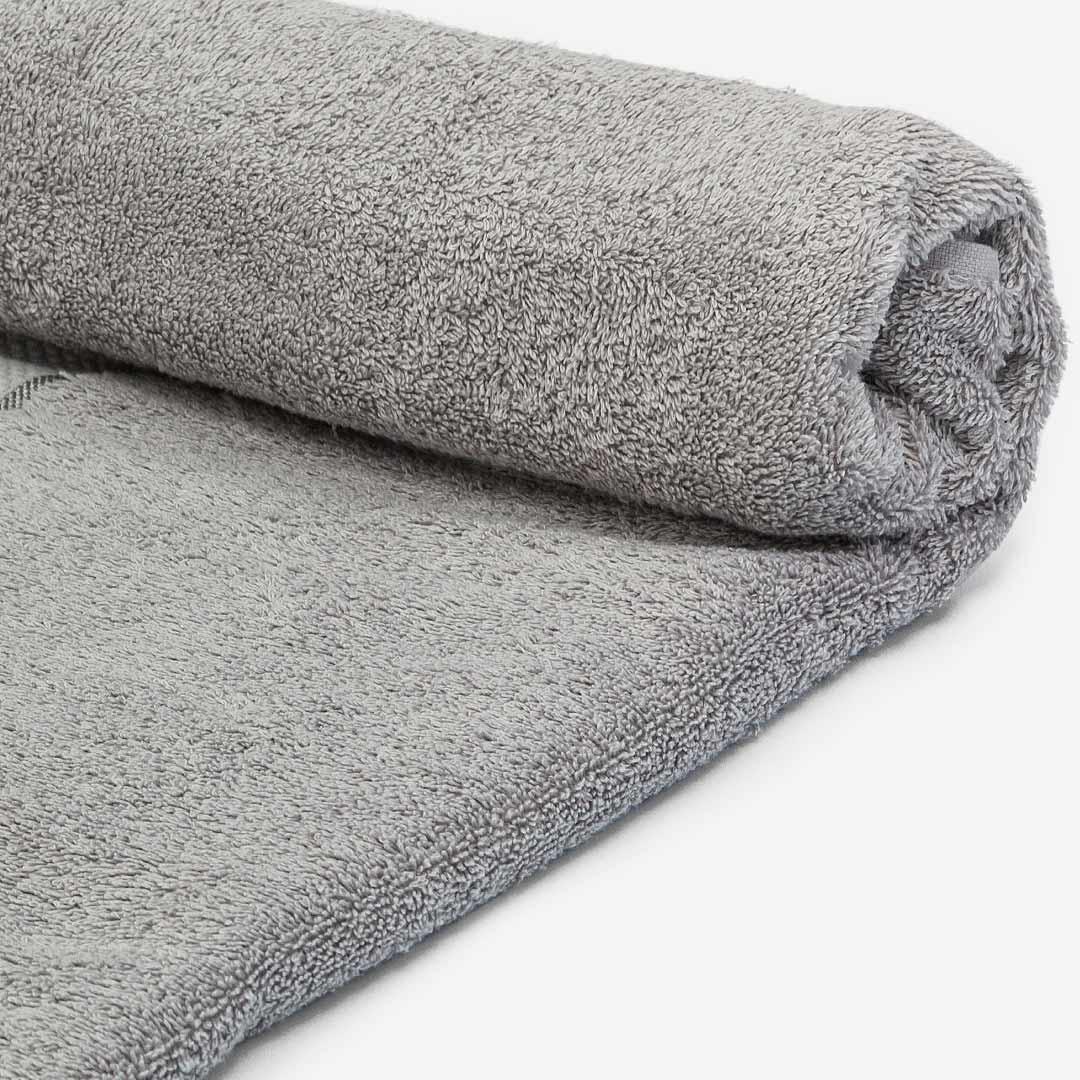 Toalla Gris 70x140cm para el Cuerpo Fondo Entero Muy Suave - Toallas | Bylmo