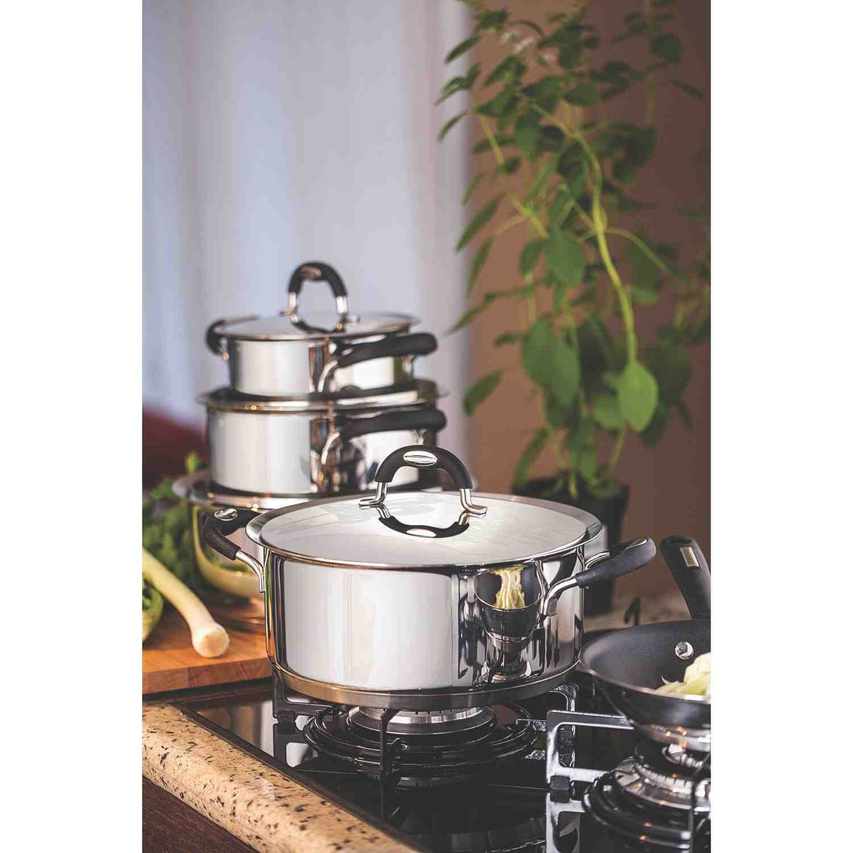 Batería de Cocina Duo Acero Inoxidable 29 cm 5 Piezas de Fondo Triple Gris - Ollas y Sartenes | Bylmo