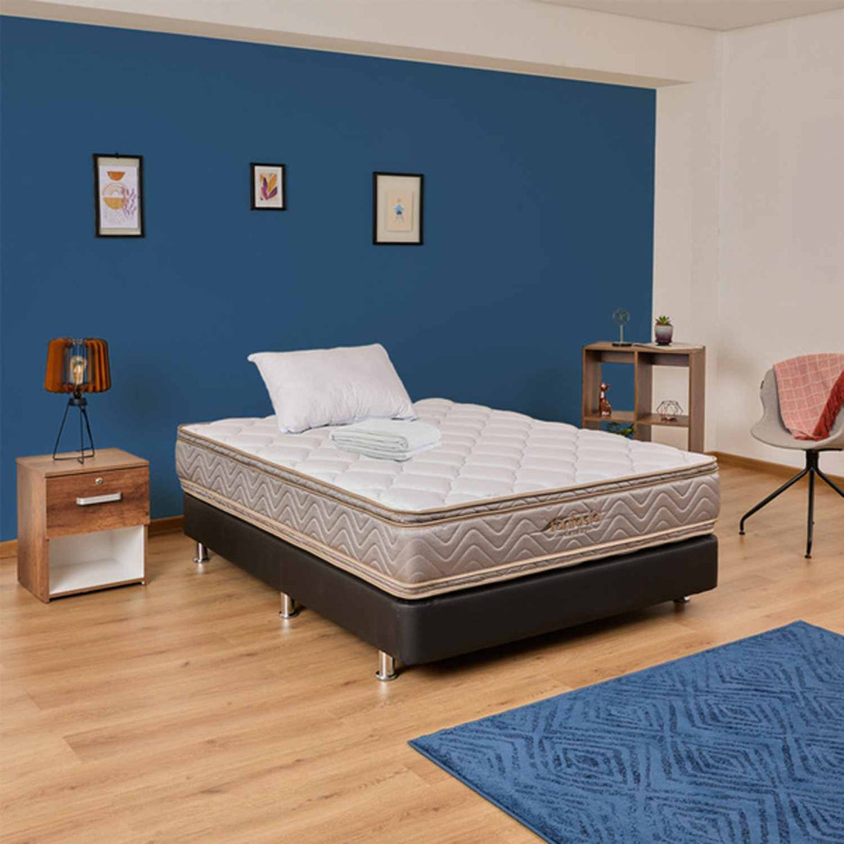 Colchón Galaxy Beige y Plata Sencilla 100 cm con Una Almohada y Protector - Combos Habitacion | Bylmo