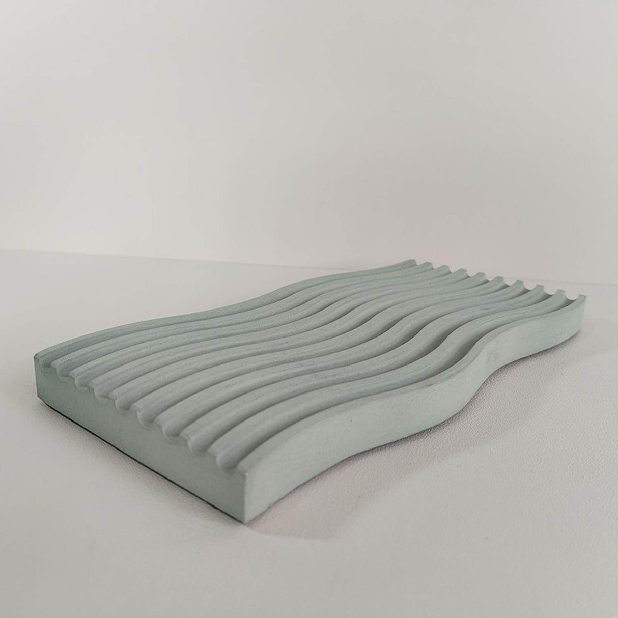 Bandeja Olas Verde Oliva 25 cm Minimalista - Utensilios y Accesorios | Bylmo