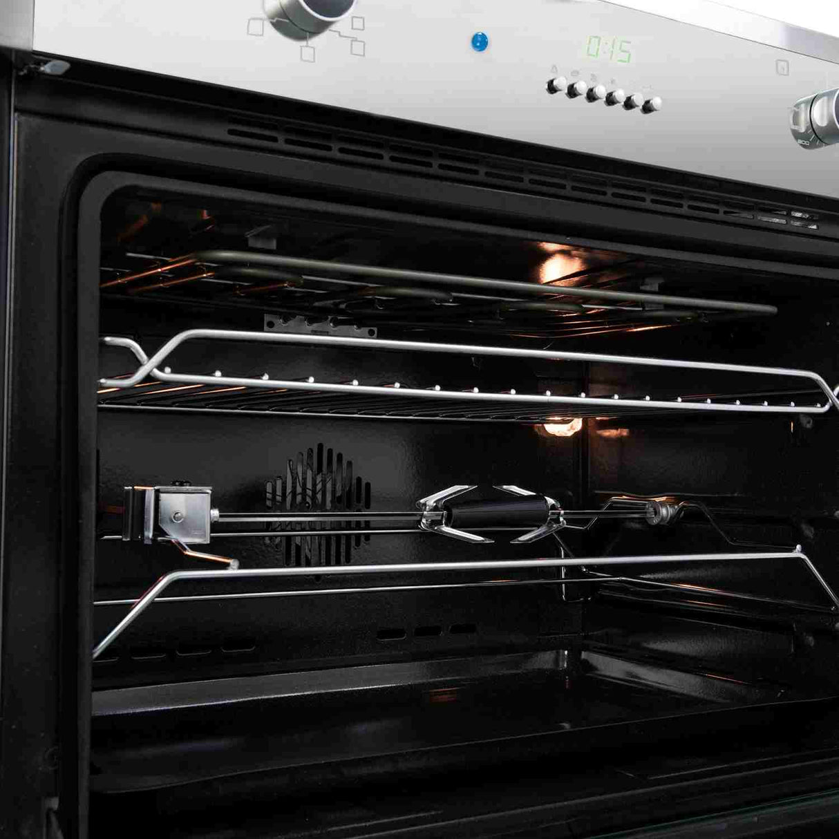 Horno de Empotrar Electrico Challenger Acero 76x60cm 69 Litros Con Pantalla Digital y con Temporizador - Electrodomesticos | Bylmo