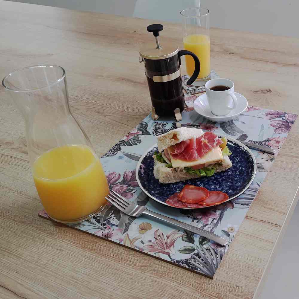 Set Individuales X 4 Candelaria Multicolor 43x0.1cm Rectangular de Flores - Cocinas | Bylmo