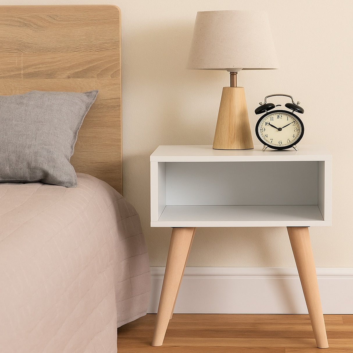 Mesa de Noche Turku Blanco 40x50cm con Un Compartimiento - Mesas de Noche | Bylmo