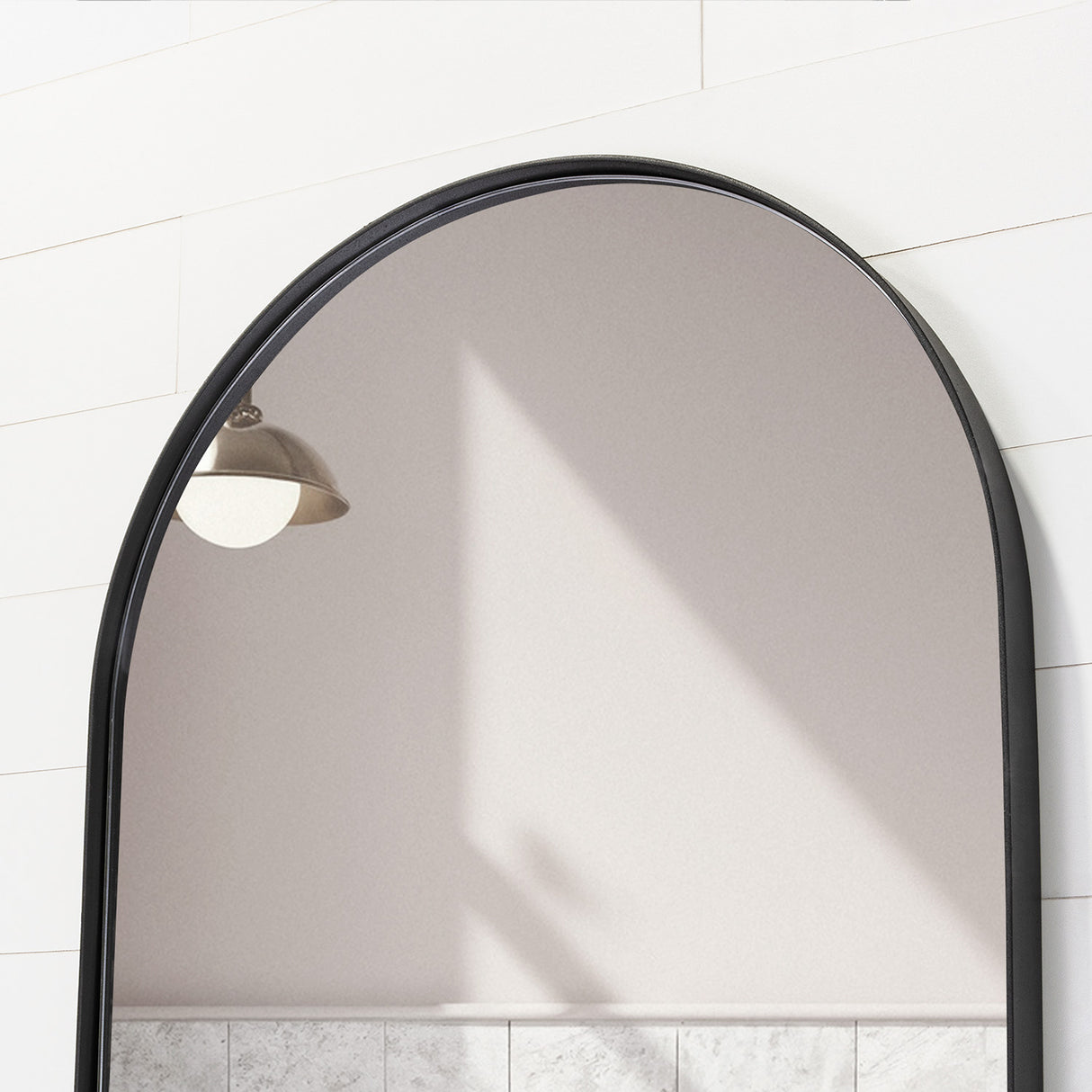 Espejo de Pared Lukman Negra 50x100cm Ovalado con Marco Metalico - Espejos Decorativos | Bylmo