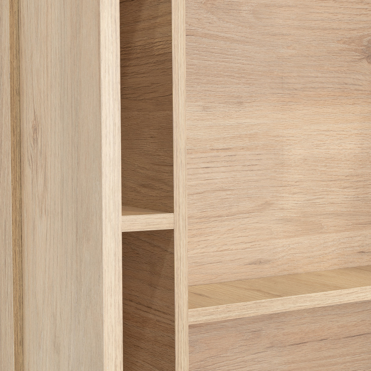 Gabinete de Baño Sines Rovere 60x60cm Rectangular con Una Puerta y Espejo - GABINETES DE BANHO | Bylmo