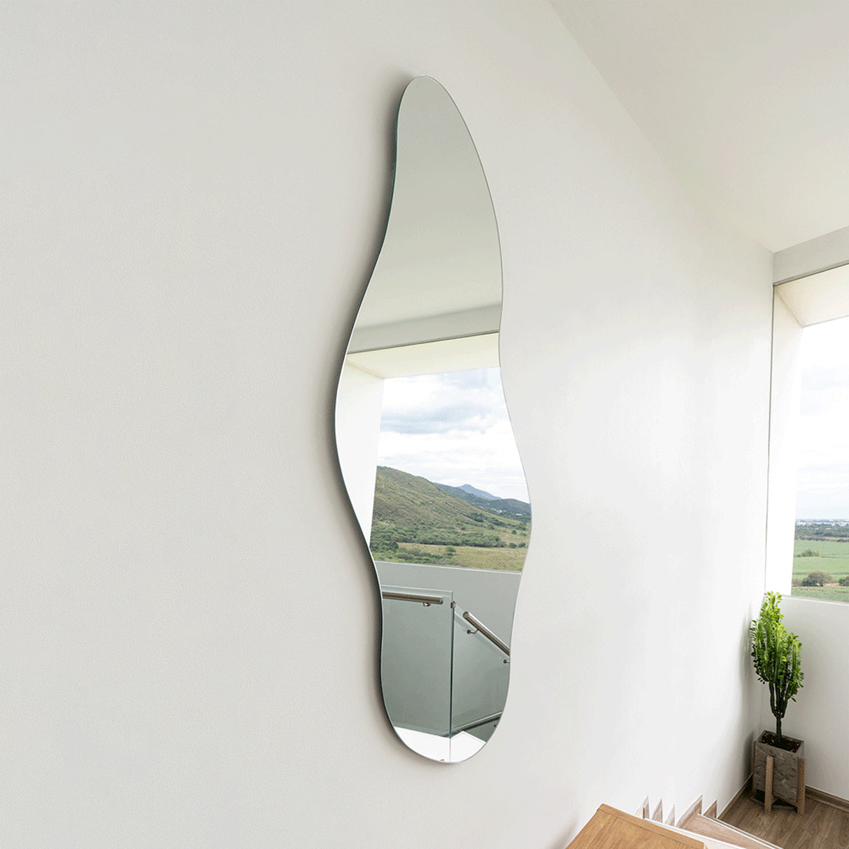 Espejo de Pared Aries Plateado 65x150cm Asimetrico sin Marco - Espejos Decorativos | Bylmo