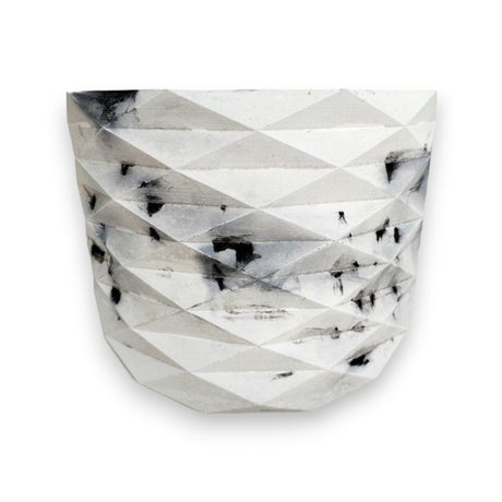 Matera de mesa Carlota Petty Mármol Negro 15x13cm de Cemento Circular de 2.3 Litros - Jardineria | Bylmo