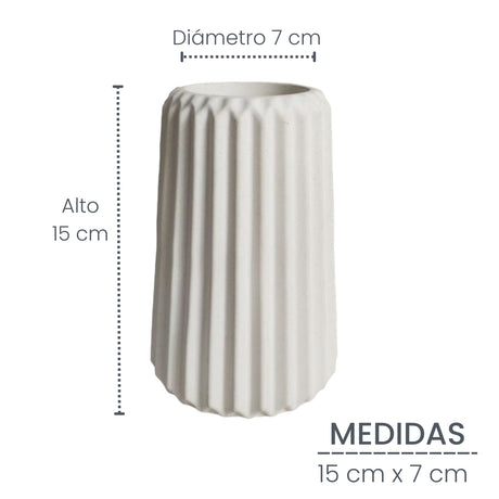 Florero Adamaris Blanco 7x15cm de 0.37 Litros con Acabado Mate - Jardineria | Bylmo