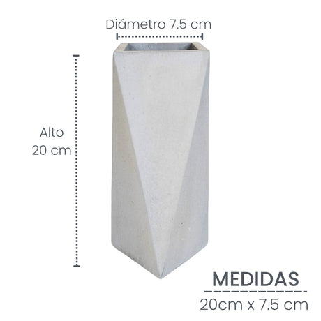 Florero Alice Gris 7x20cm de 0.37 Litros con Acabado Mate - Jardineria | Bylmo