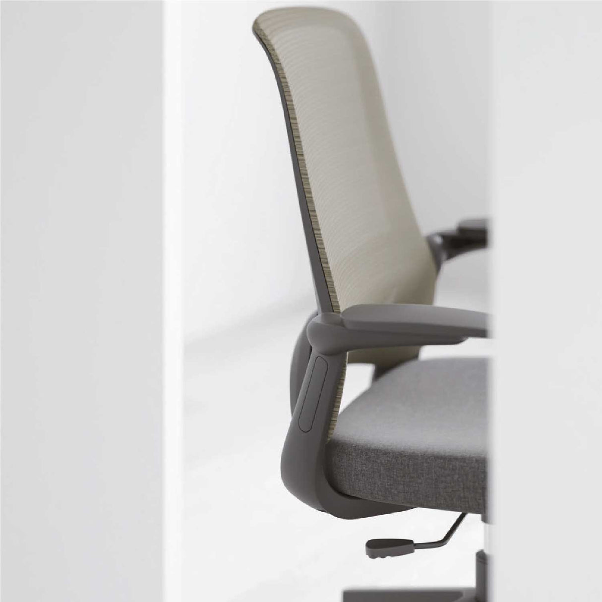Silla de Oficina Dolphin Gris Oscuro 67.5x106cm con Mecanismo Basculante - Sillas de Oficina | Bylmo
