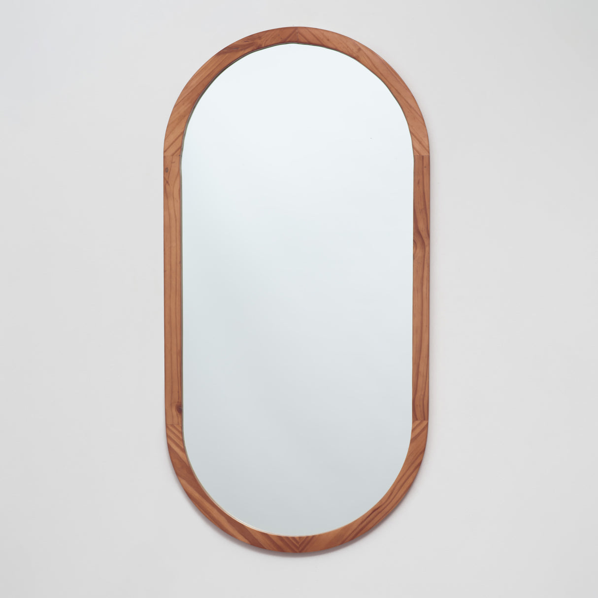 Espejo Visee Ovalado Tabaco 40x80cm con Marco en Madera - Espejos Decorativos | Bylmo