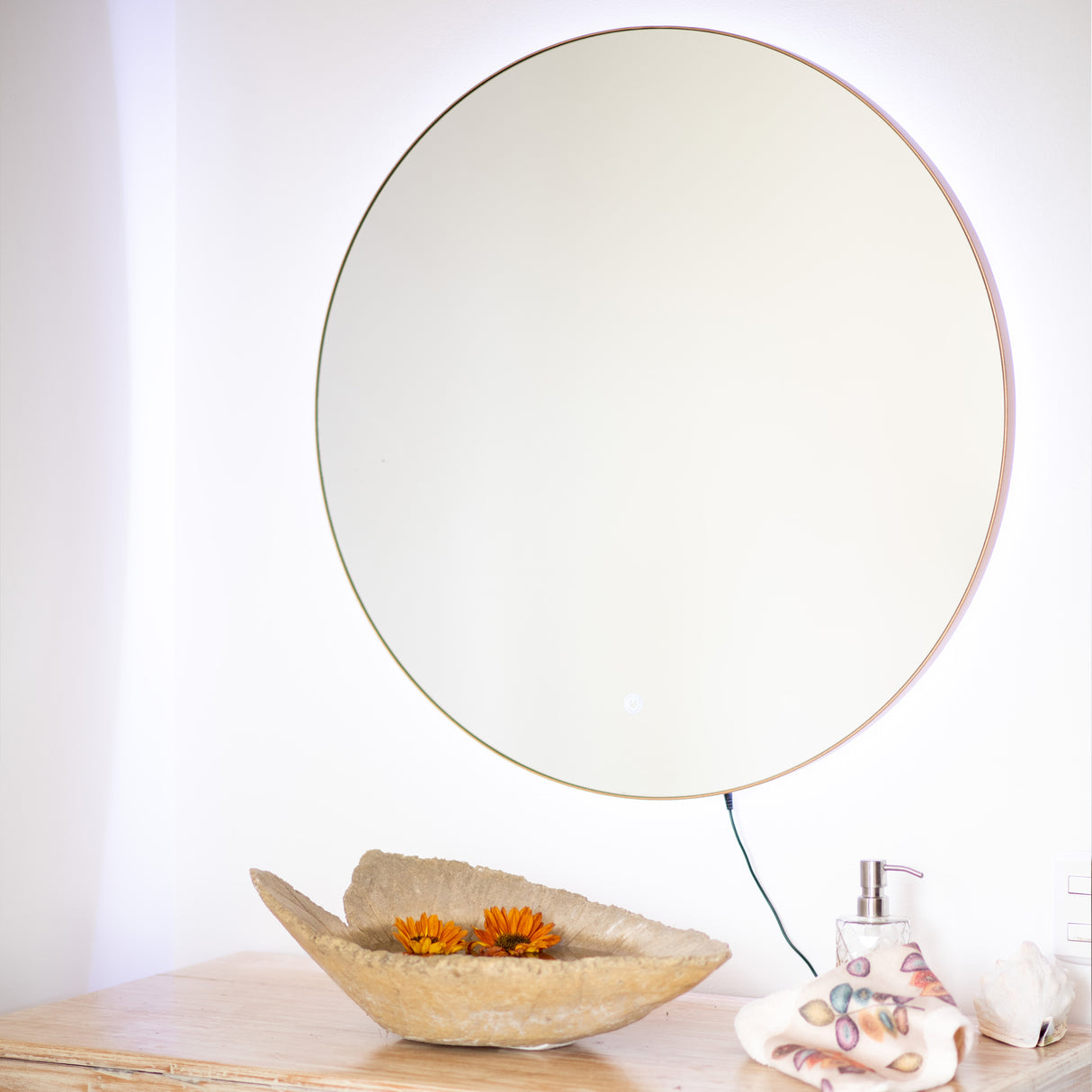 Espejo Visee Redondo Cobre 80x80cm con Luz Led y Marco Metálico - Espejos Decorativos | Bylmo