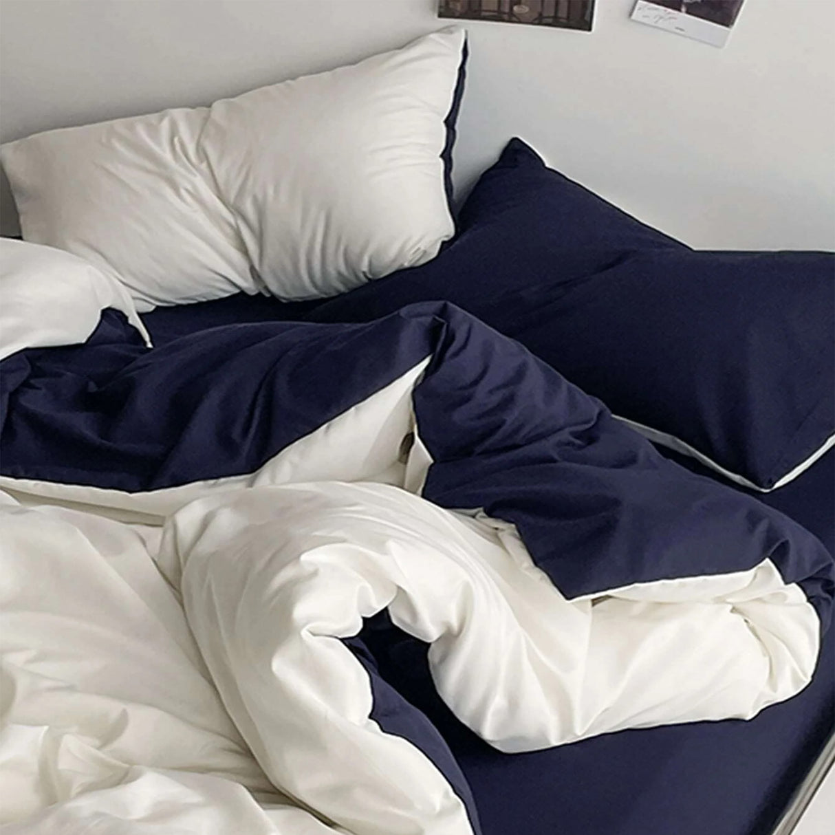 Duvet Lilis Azul Oscuro Blanco Para Cama Doble 140x190cm - Tendidos y Cubrelechos | Bylmo