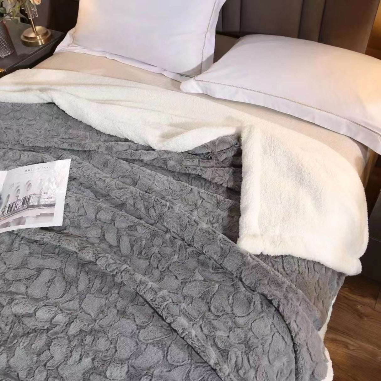 Cobija Ovejera Oleo Wrap Gris 180x200 Muy Suave - Cobijas | Bylmo