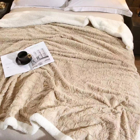 Cobija Ovejera Oleo Wrap Camel 180x200 Muy Suave - Cobijas | Bylmo