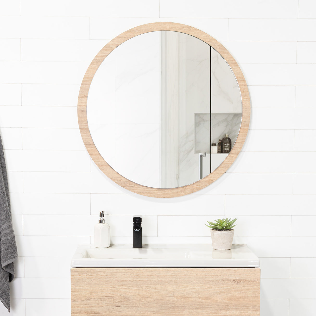 Espejo Ary 80x80cm Redondo Con Marco en Madera - Espejos Decorativos | Bylmo