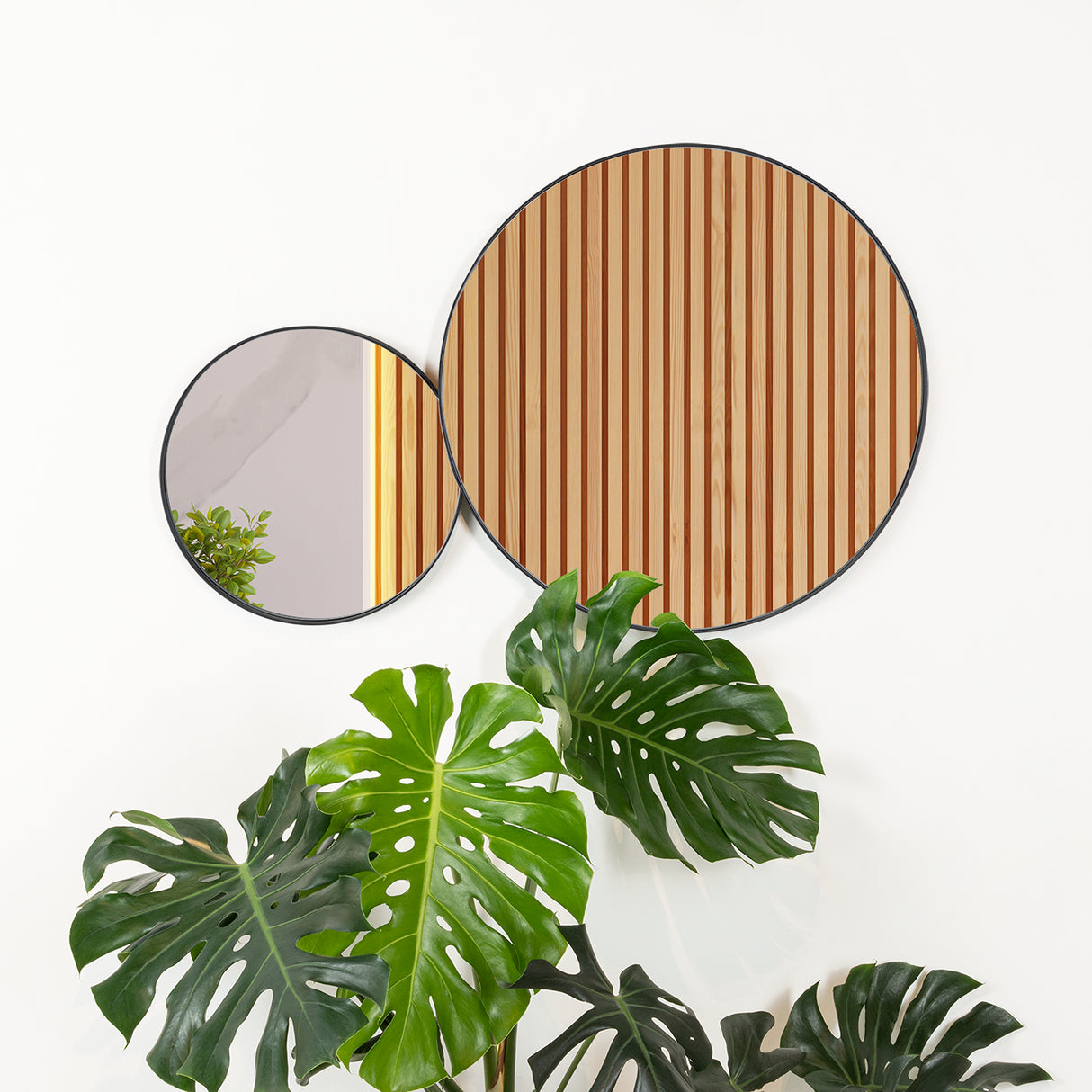 Espejo George 60x100cm Redondo Con Marco Metálico - Espejos Decorativos | Bylmo