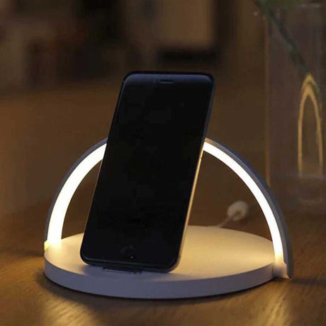 Lámpara De Mesa Moon Blanco 20x13cm LED con Base Para Carga Inalámbrica - Iluminacion | Bylmo