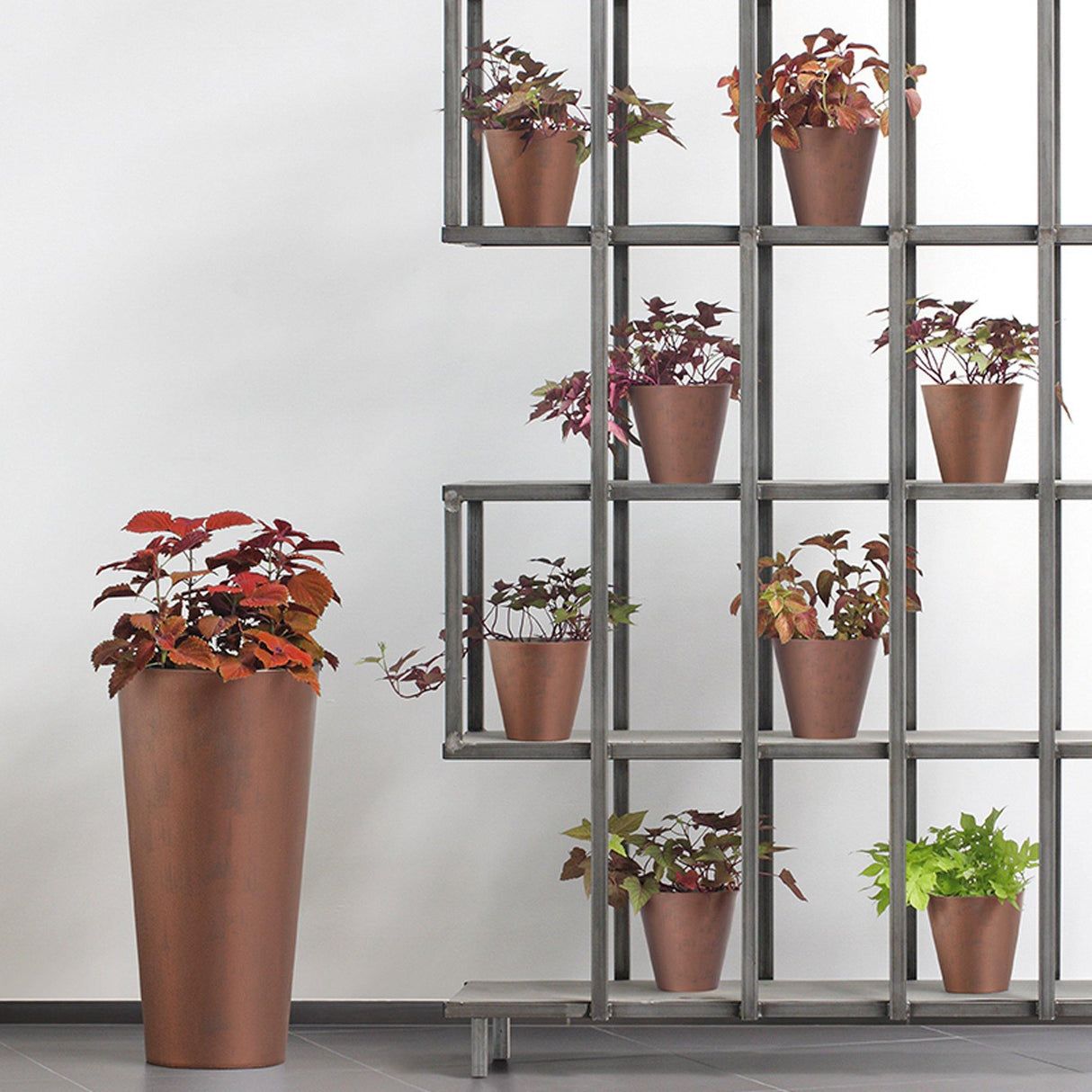 Matera Tubus Corten Cobre 20x18cm Cónica De Escritorio - Materas y Macetas | Bylmo