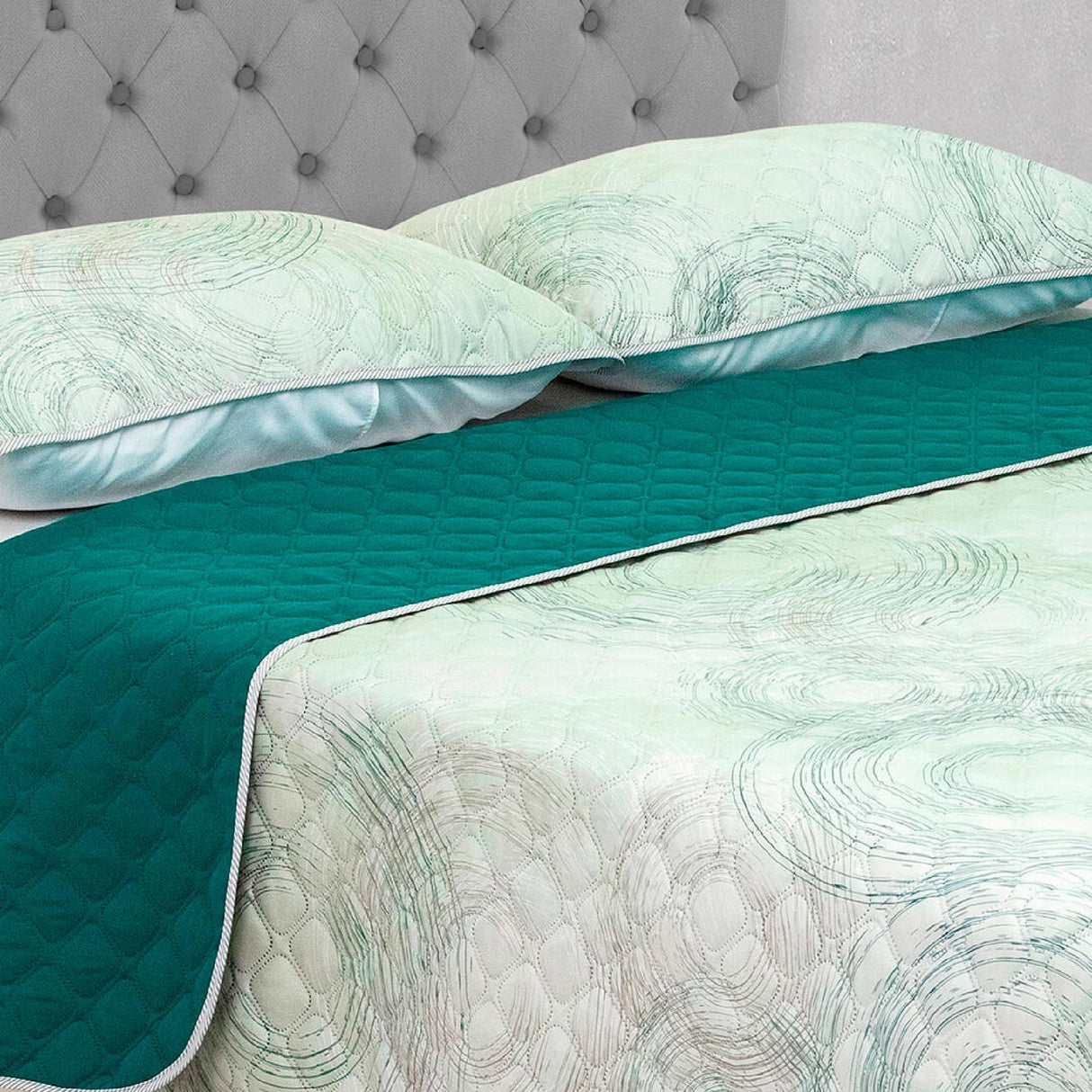 Cubrelecho Doble Faz Barcelona Verde Para Cama Doble 140 X 190 Cm de Círculos - Tendidos y Cubrelechos | Bylmo