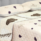 Cubrelecho Doble Faz Style Rosa Claro Para Cama Queen 160 X 190 Cm de Flores - Tendidos y Cubrelechos | Bylmo