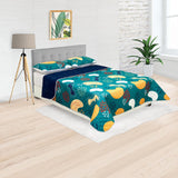 Cubrelecho Doble Faz Style Verde Militar y Blanco Para Cama Queen 160 X 190 Cm de Células - Tendidos y Cubrelechos | Bylmo