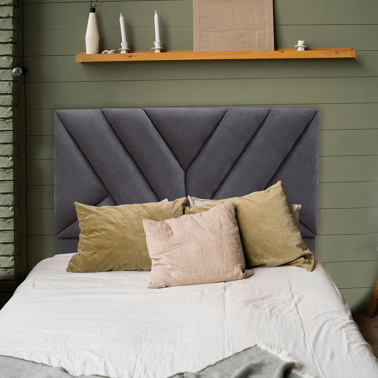 Cabecero Hug Gris Oscuro 200x115cm a la Estructura de la Cama Para Cama King - Cabeceros | Bylmo