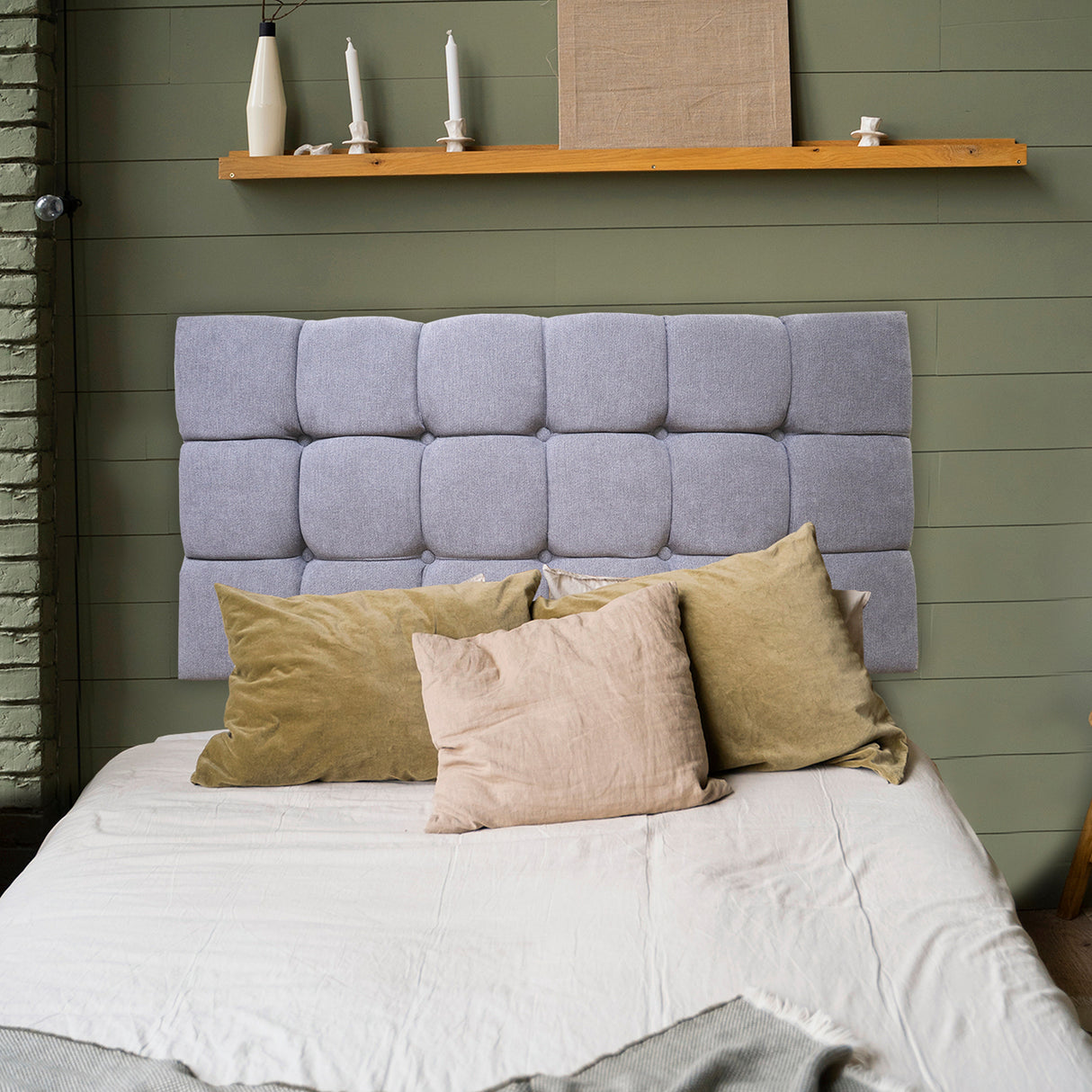 Cabecero Michel Gris Claro 200x60cm en la Pared Para Cama King - Cabeceros | Bylmo