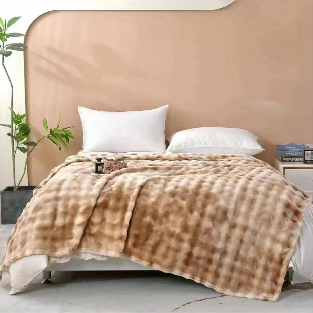 Cobija Alaska Fondo Entero Blanco Y Cafe 180x200cm Muy Suave y Ligera - COBIJAS Y MANTAS | Bylmo