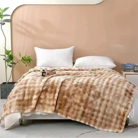 Cobija Alaska Fondo Entero Blanco Y Cafe 200x230cm Muy Suave y Ligera - COBIJAS Y MANTAS | Bylmo