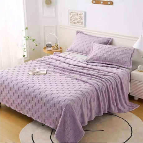 Cobija Ártica Fondo Entero Morado 200x230cm Muy Suave y Ligera - COBIJAS Y MANTAS | Bylmo