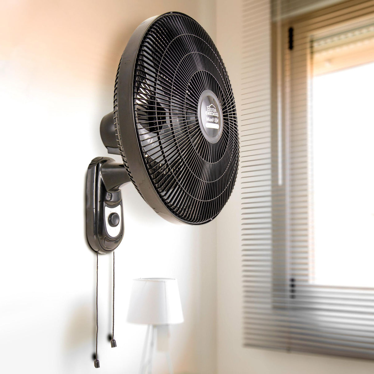 Ventilador de Pared MaxiFlow Elite Negro 37x56cm de Tres Velocidades con Oscilación - VENTILADORES | Bylmo