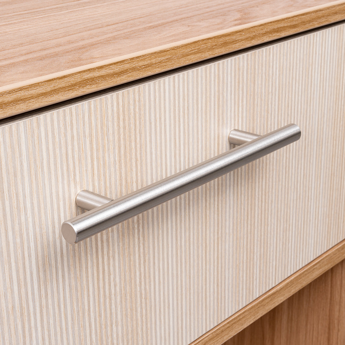 Mesa de Noche Sevilla Fresno Europeo 45.9x37.3cm con Dos Compartimientos - MESAS DE NOCHE | Bylmo