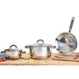 Batería de Cocina Cinco Piezas Plateado y Azul 24x6.2cm De 3.5 Litros Apta para Inducción con Mango de Silicona - OLLAS Y SARTENES | Bylmo
