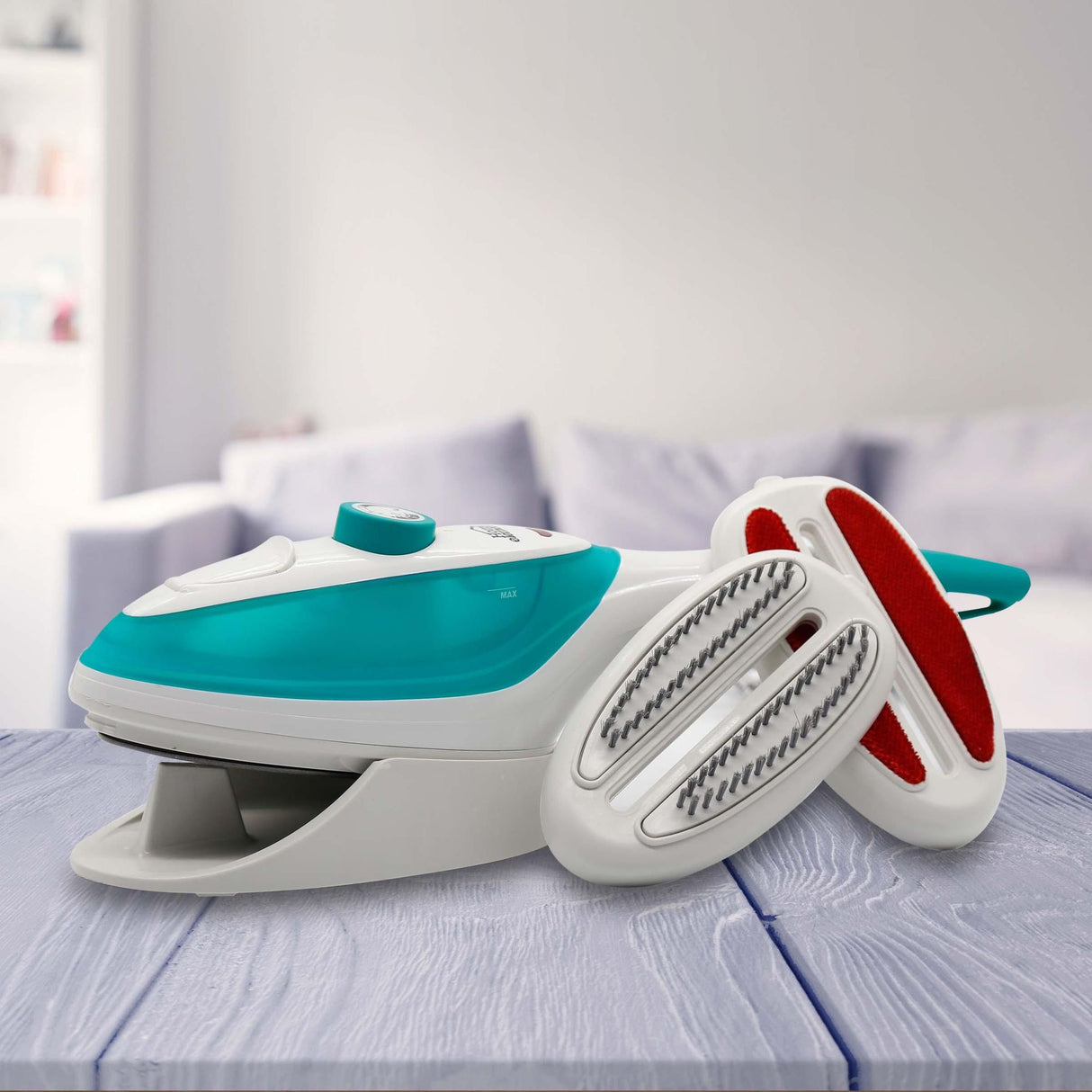 Plancha Blanco y Azul 8.5x8cm con Vapor y Dispensaodor y Rociador de Agua - PLANCHAS | Bylmo