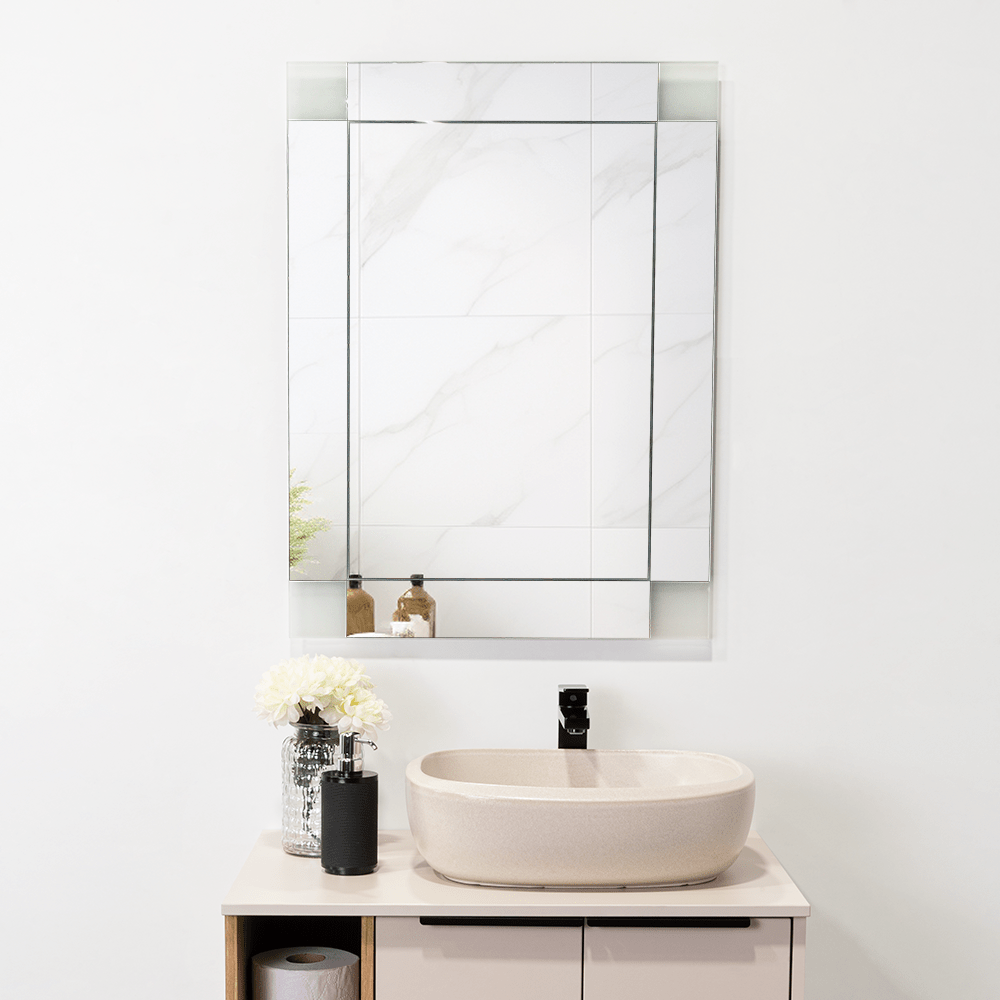 Espejo de Baño Yorlin Gris 60x80cm Rectangular sin Marco y con Sandblasting - ESPEJOS DE BANHO | Bylmo