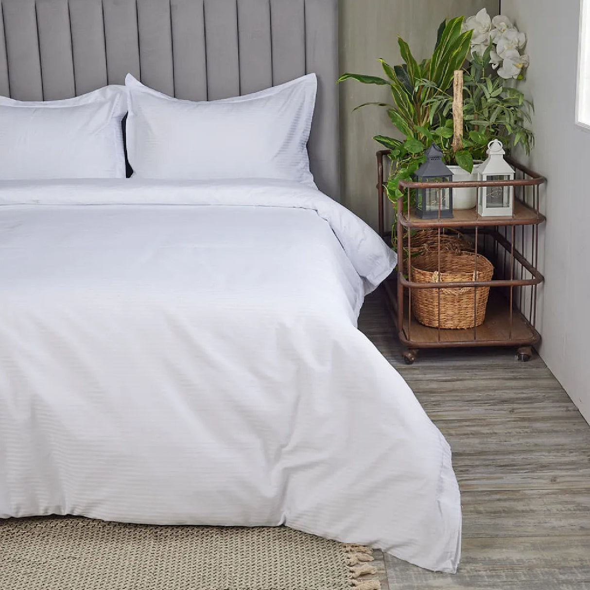 Funda de Duvet Acolchado Conttont Blanco 220x240cm Doble Faz para Cama Doble - TENDIDOS Y CUBRELECHOS | Bylmo