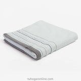 Toalla de Cuerpo Cocoa Blanco y Gris 70x140cm Fondo Entero - TOALLAS | Bylmo