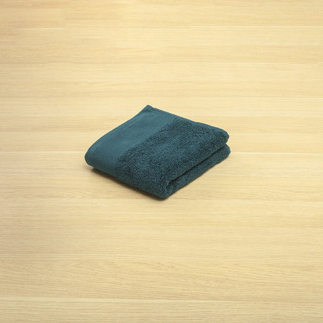 Toalla de Cuerpo Modha Azul Marino 70x140cm Fondo Entero - TOALLAS | Bylmo