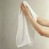 Toalla de Cuerpo Modha Blanco 70x140cm Fondo Entero - TOALLAS | Bylmo